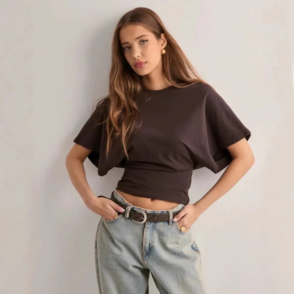 T-shirt d'été ample à manches courtes pour femme, col rond, design amincissant et tendance, taille c