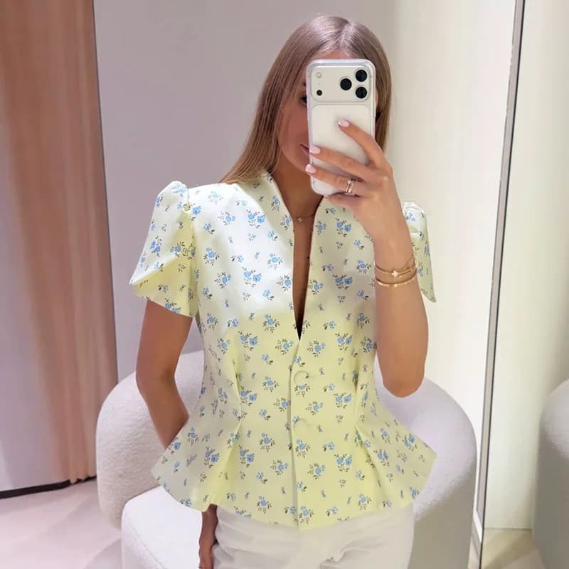 T-shirt Chic Femme Imprimé Manches Courtes Col V Boutonné Tunique Slim Top Féminin Été Streetwear 20