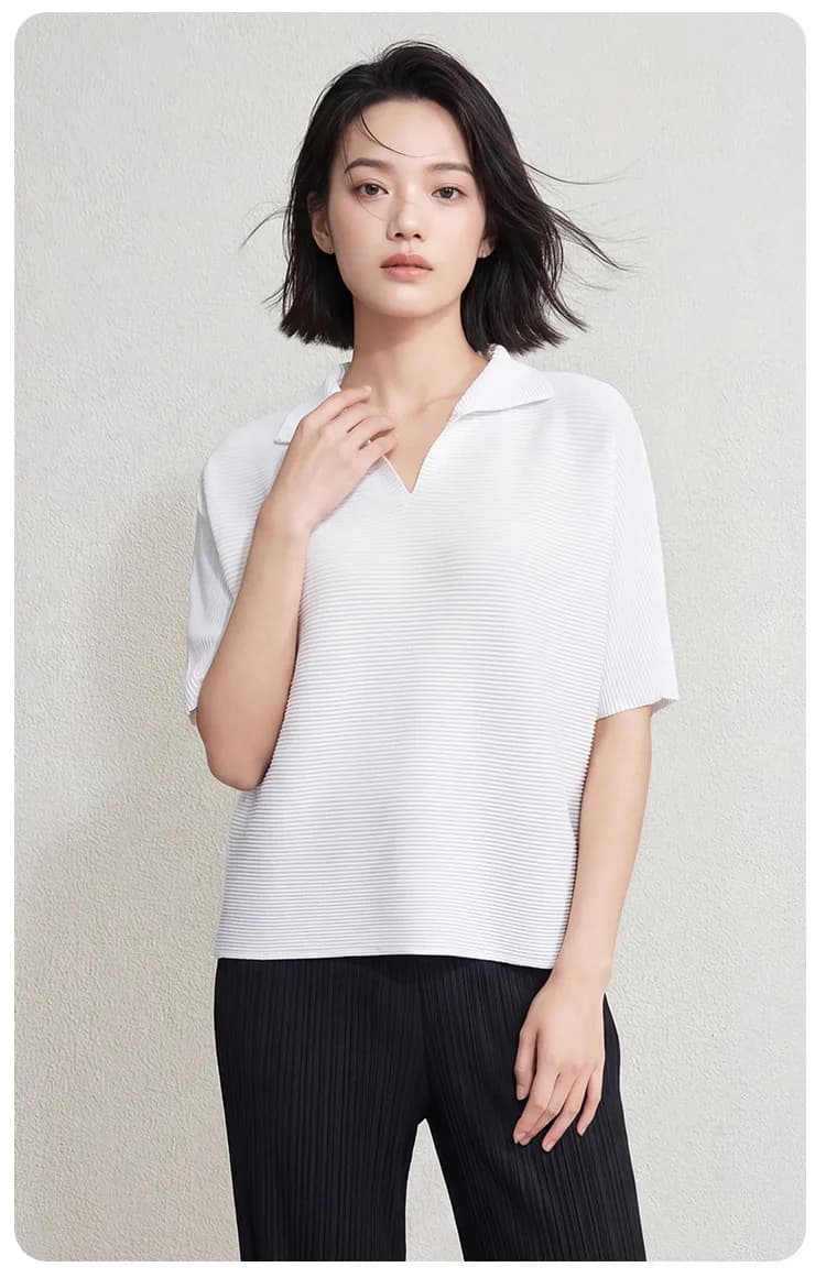 T-shirt plissé de style minimaliste, couleur unie pour femme, col à revers, coupe ample, amincissant