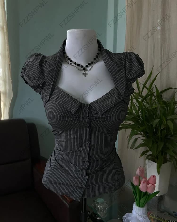 T-shirt amincissant sexy et tendance avec col en V, style gothique urbain, rafraîchissant et confort