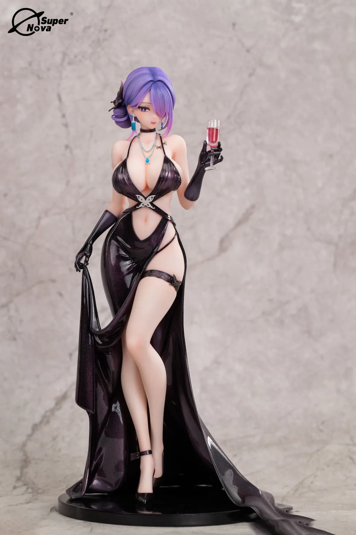 Figurine Yuna Yuna de la série Genuine Super Nova Party Dress