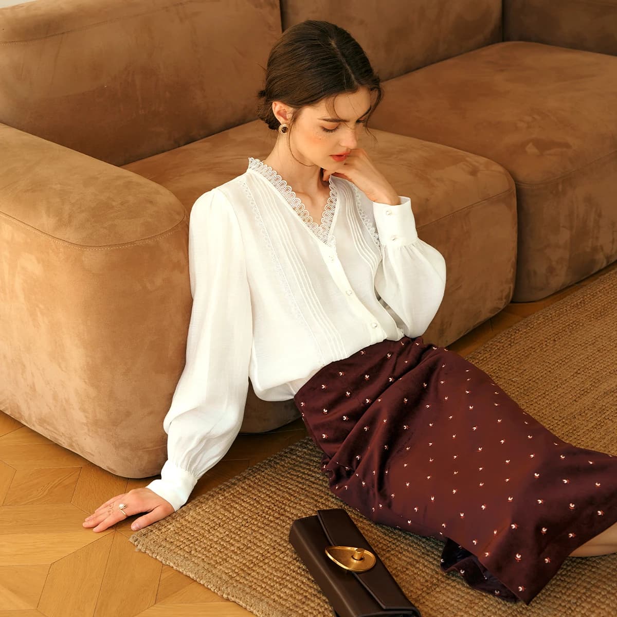 Chemisier Élégant OLrain Femme Automne 2026 – Col V en Dentelle Blanche, Manches Longues, Boutons Pe