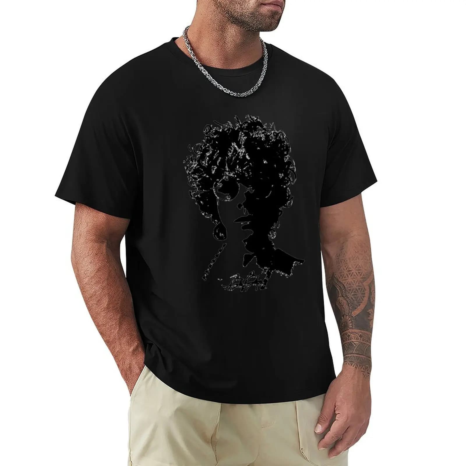 T-shirt décontracté à manches courtes de la belle mannequin LP Laura Pergolizzi, coupe ample