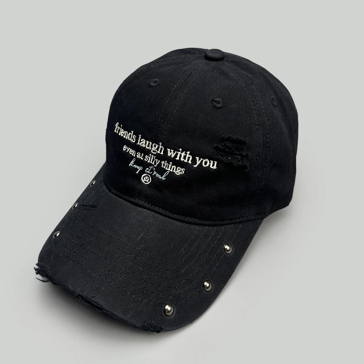 Casquettes de baseball brodées de lettres style déchiré avec rivets, nouveauté pour hommes et femmes