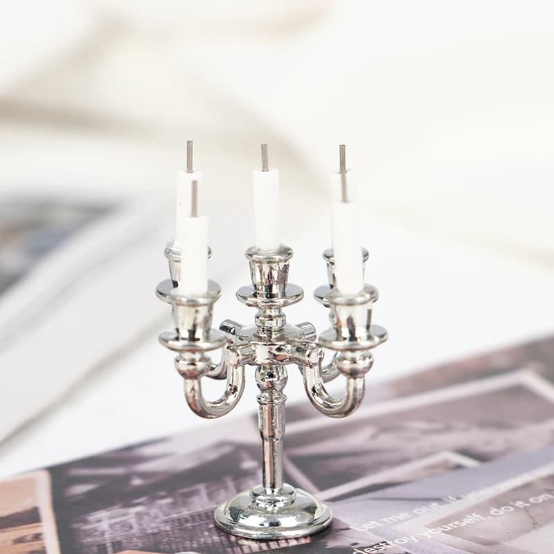 1 ensemble de bougies miniatures et chandeliers pour maison de poupée, bougeoirs à gâteaux, accessoi
