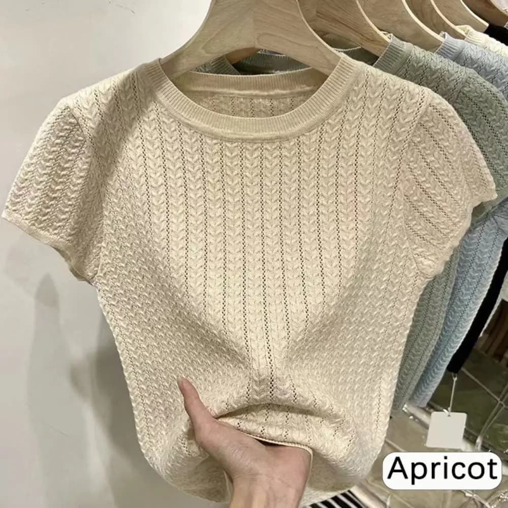 T-shirt élégant en maille torsadée, en soie glacée, coupe courte ajourée, ajustée, à manches courtes