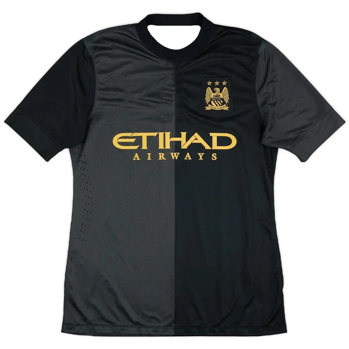 Nouveau Maillot de Football Concept Demi-Équipe Noir et Or Manchester City 2026 pour Hommes – T-shir
