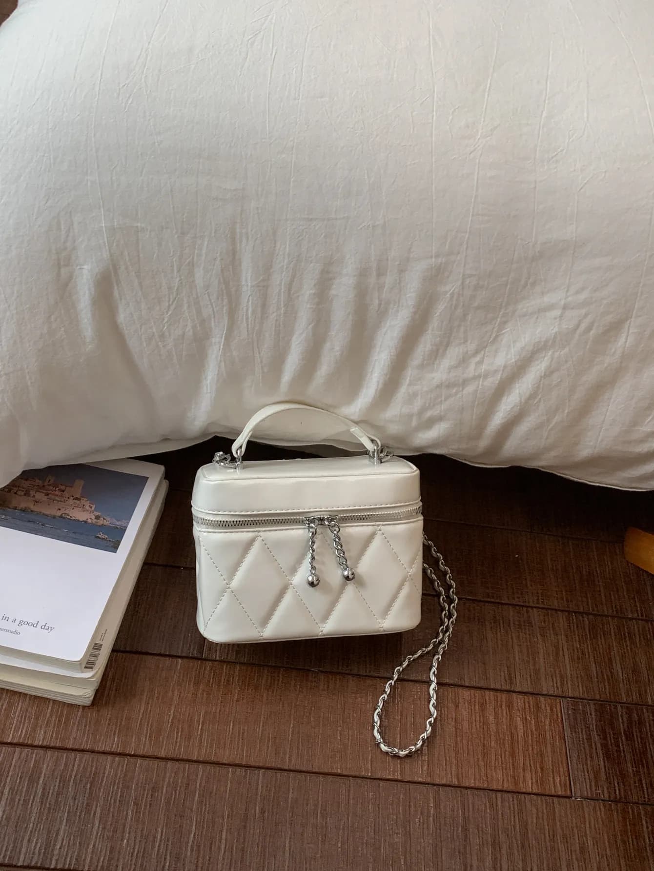 Sac bandoulière argenté 2026, nouveau style, sac à chaîne tendance pour l'extérieur, petit sac carré
