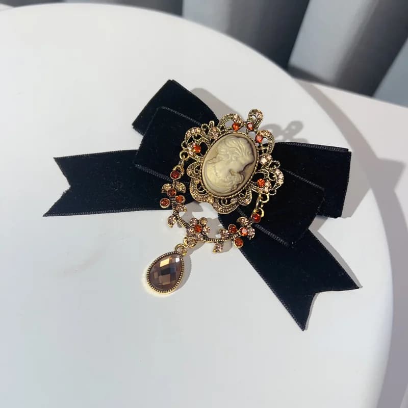 Broches de nœud en tissu de velours pour femmes, épinglettes de chemise JK, insigne de tête de beaut