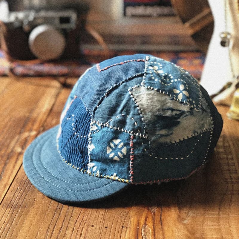 Nouveauté Casquette à visière courte en patchwork bleu teint à la main originale pour homme et femme