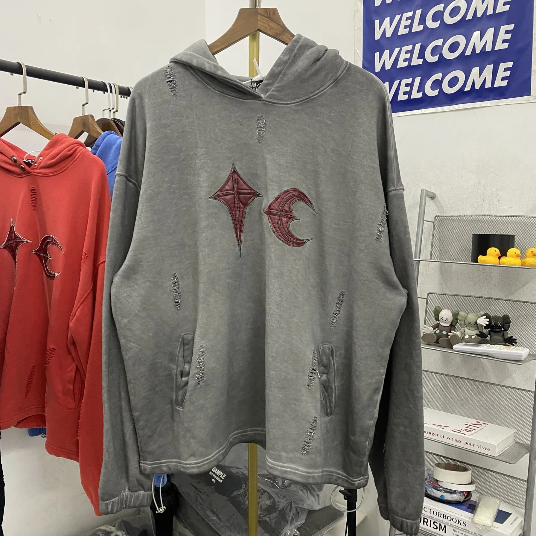 Sweat à capuche Hip Hop Thug Club déchiré avec broderie, motif étoile et lune en cuir rouge, pour ho