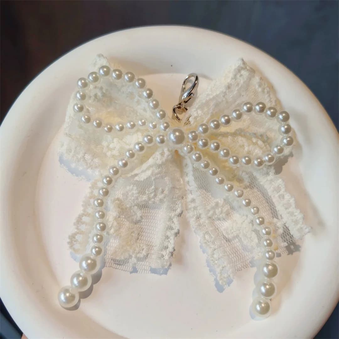 Porte-clés élégant en perles avec nœud en dentelle, accessoire de sac et de sac à main, porte-clés m