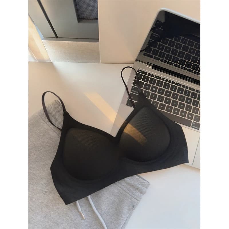 Soutien-gorge sans traces pour petite poitrine, effet push-up, bonnets fixes sans armatures, doux et