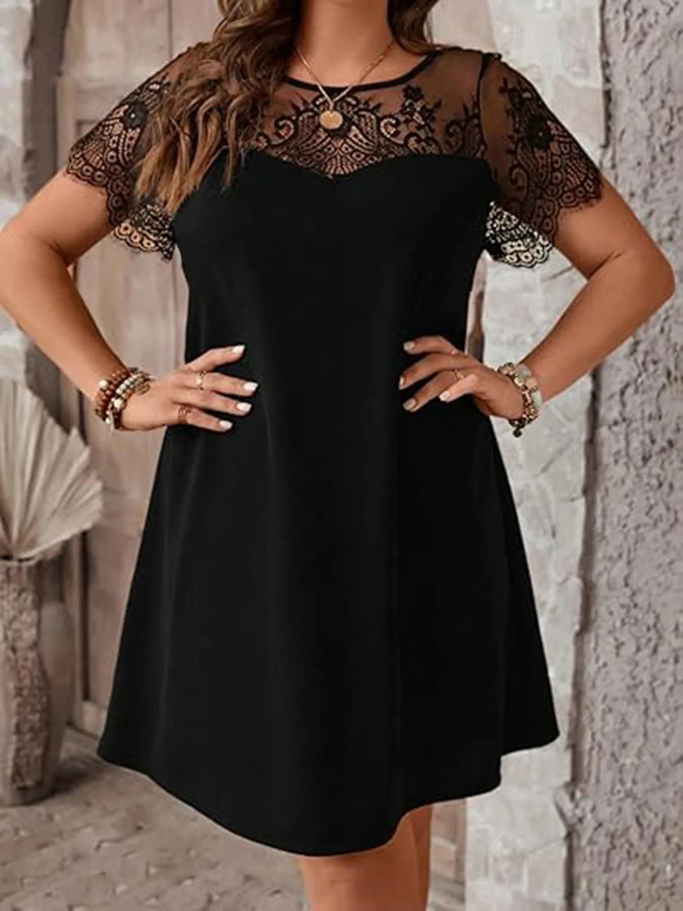 Vêtements pour femmes européens et américains grande taille printemps et été élégant nouveau style t