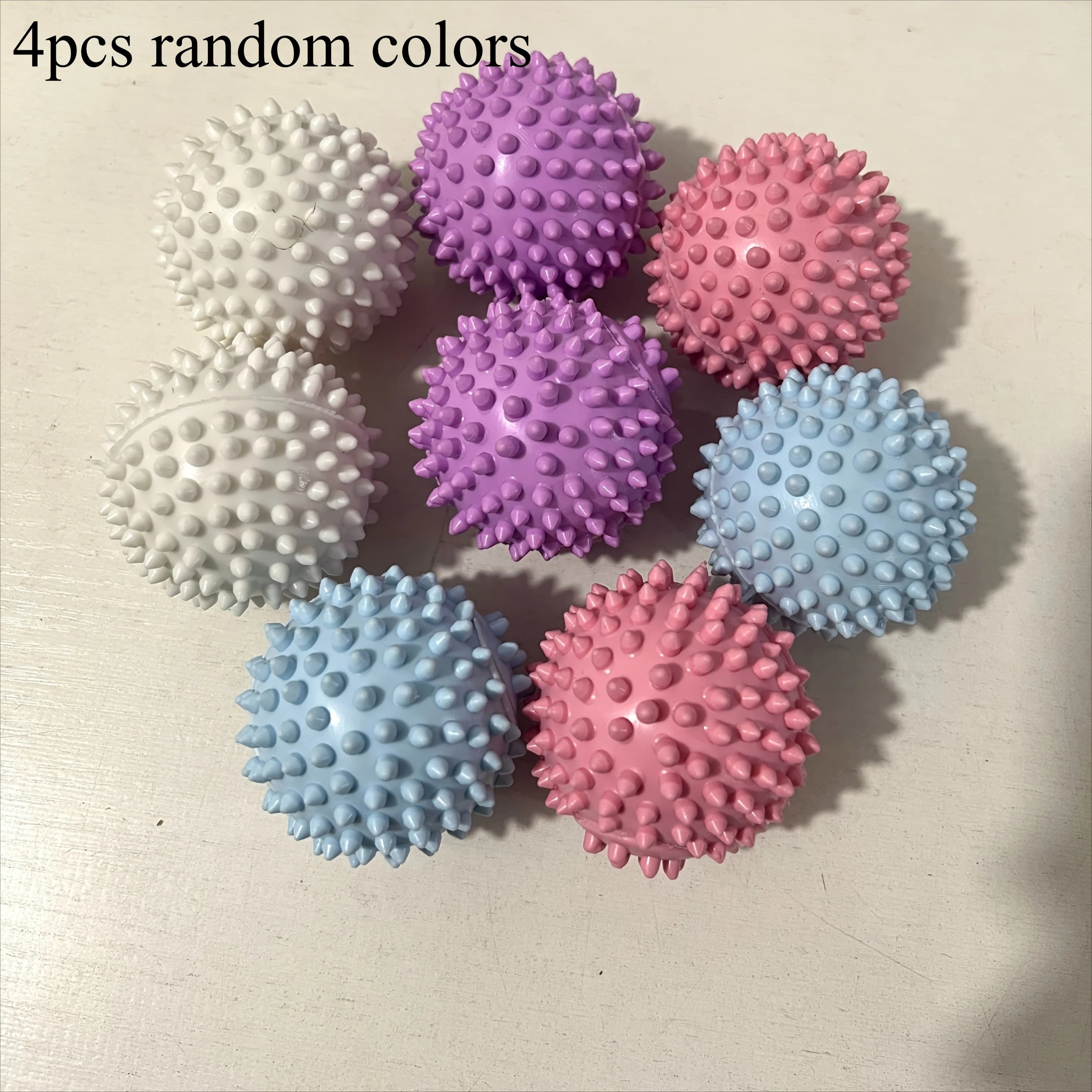 4 morceaux de boules à lessive réutilisables aux couleurs au hasard - éliminent les poils, adoucit l
