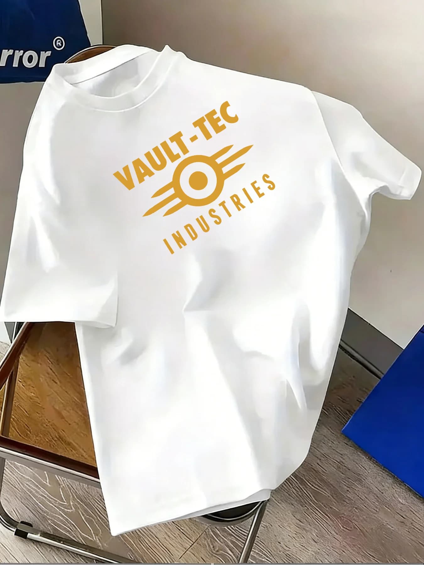 T-shirt vintage pour homme Vault Tec - Avec imprimé emblématique, manches courtes, col rond, style d