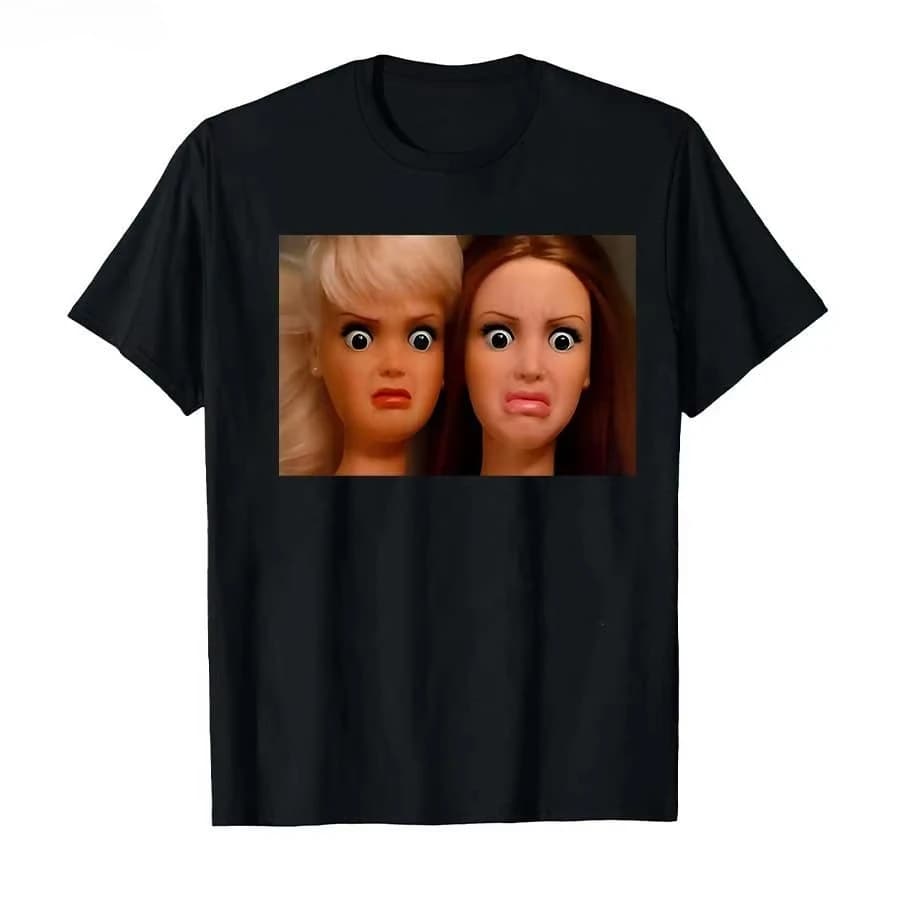 T-shirt unisexe en coton à manches courtes avec imprimé graphique FunnyMeme visage de poupée vieilli