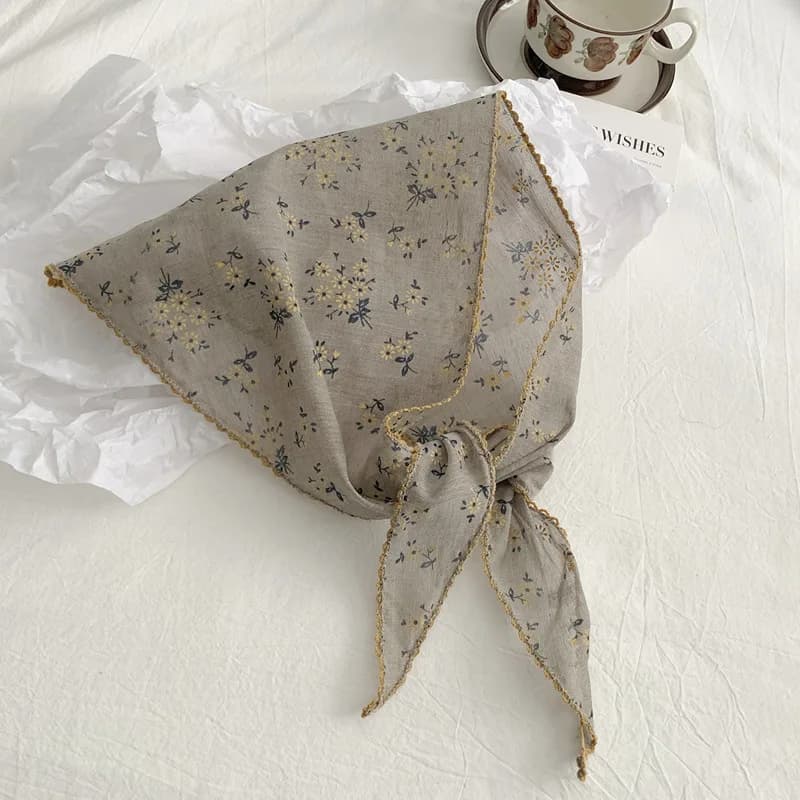 1 pièce Foulard triangulaire en soie pour femme, printemps-été, pour la décoration du col de chemise