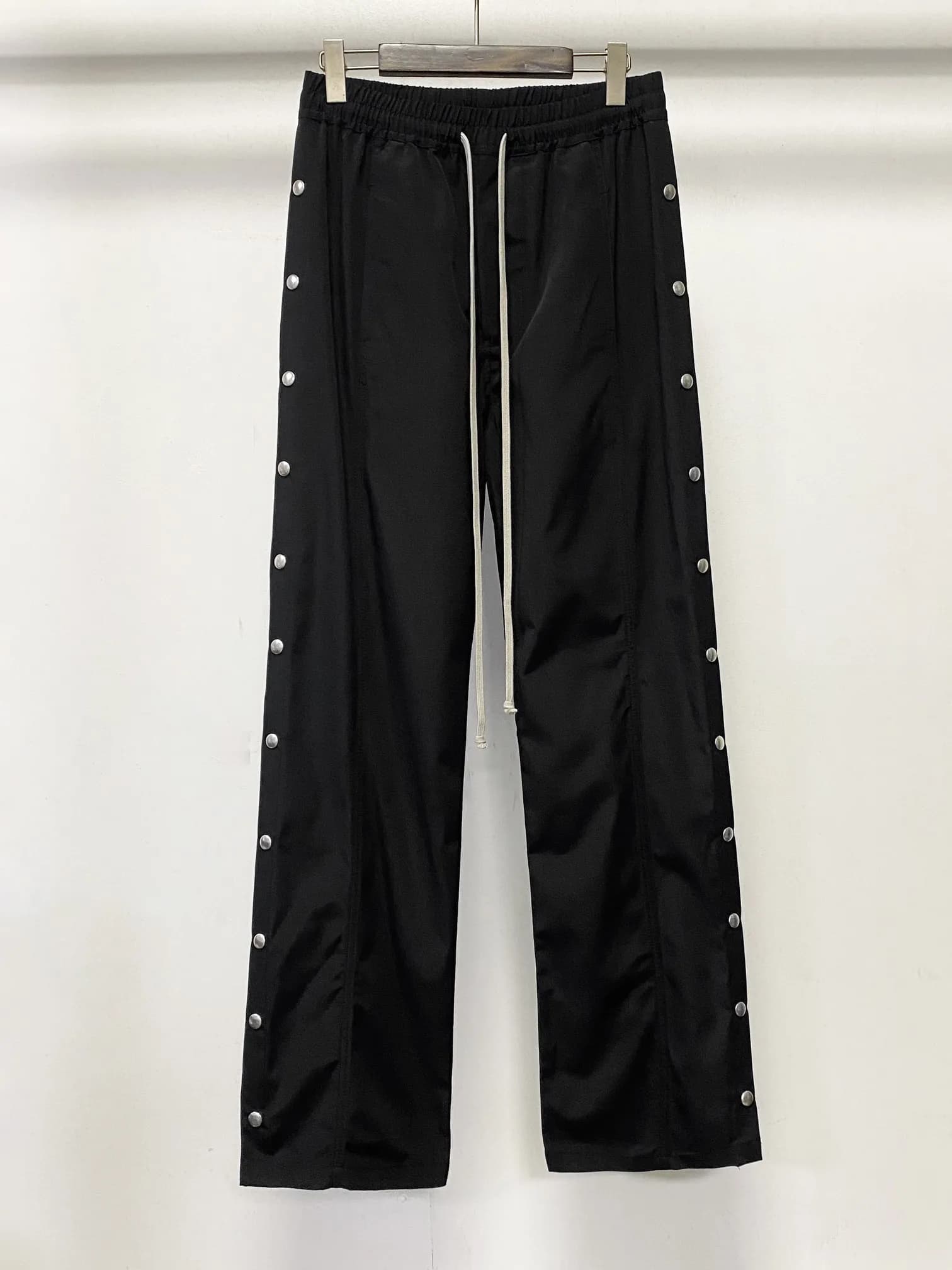 Viser de survêtement gothiques à boutons pour hommes, pull haut, pantalons monochromes, vêtements hi