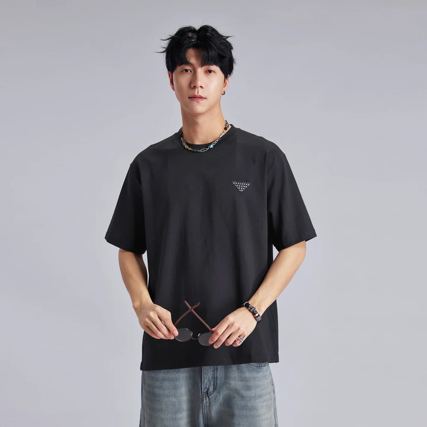 T-shirt Homme Minimaliste Logo Triangle Tendance Été 2026 Ample Respirant Doux pour la Peau Décontra