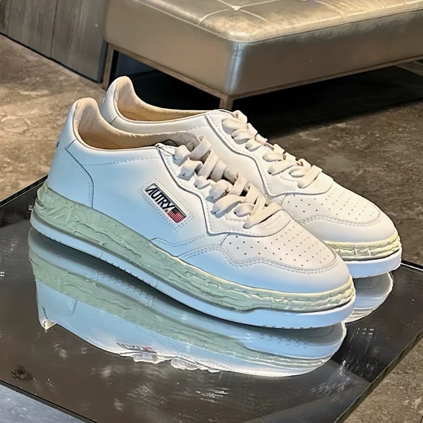 Sneakers rétro classiques 2026 KWUN AUTRY pour hommes et femmes, chaussures de skate, chaussures déc
