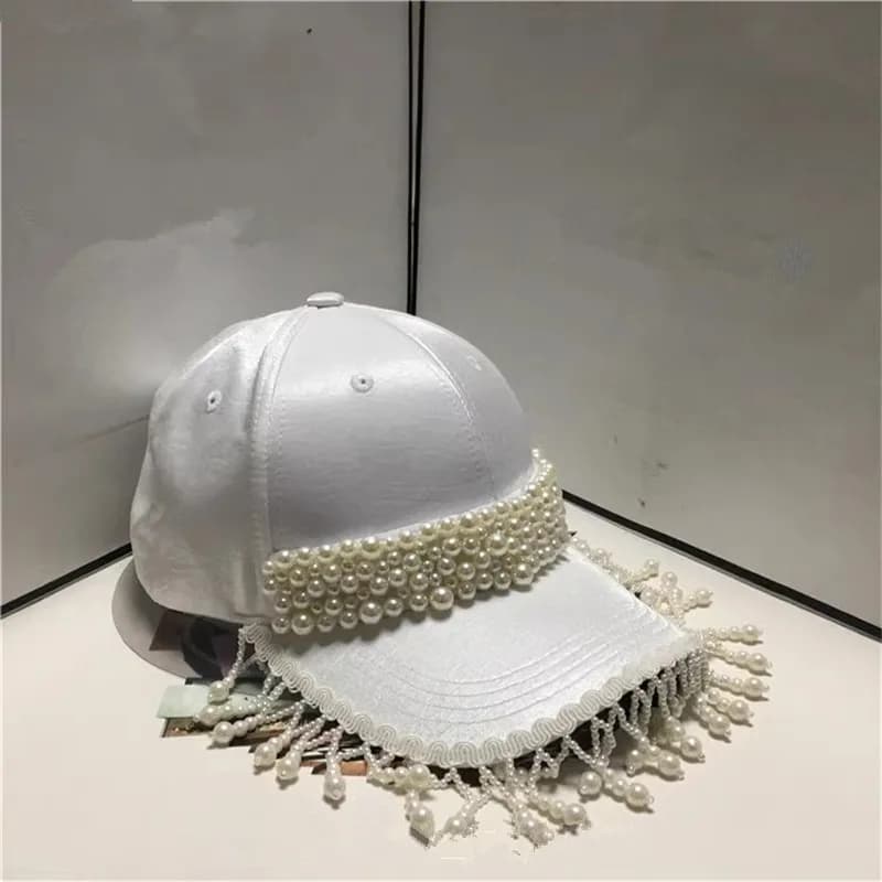 Casquette de baseball chic pour femme, tendance printemps 20207-shi, avec pompon et perles, en satin