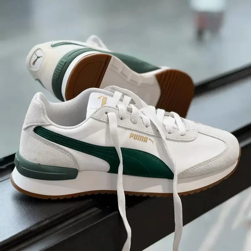 PUMA Baskets décontractées rétro légères antidérapantes en daim blanc et vert foncé avec surpiqûres 399250-04