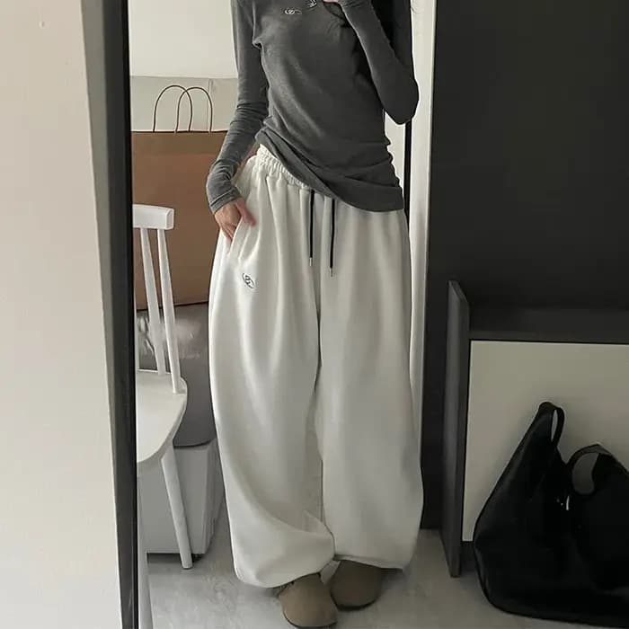 Pantalon de survêtement gris surdimensionné pour femmes