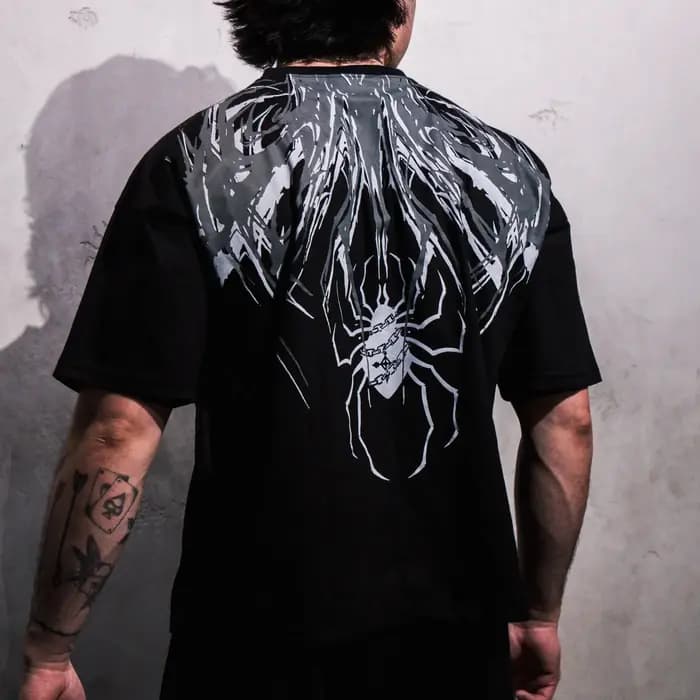 T-shirt gothique crâne araignée