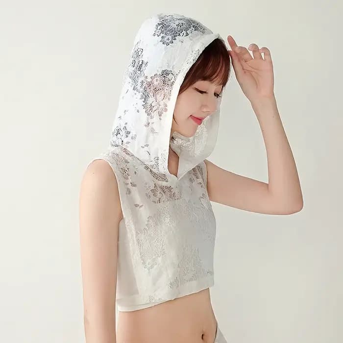 Casquette à capuche en dentelle