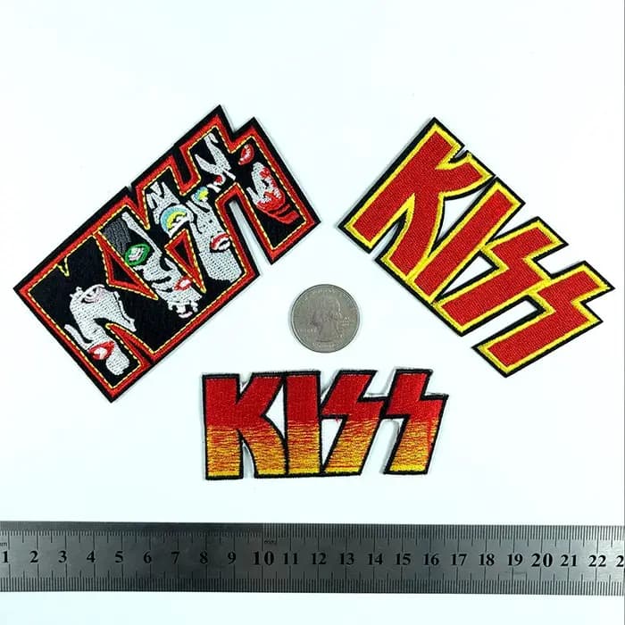 KISS anglais tissu autocollant coloré visage flamme baiser Hip Hop Style créatif bricolage adhésif dos tache patchs pour vêtements fierté