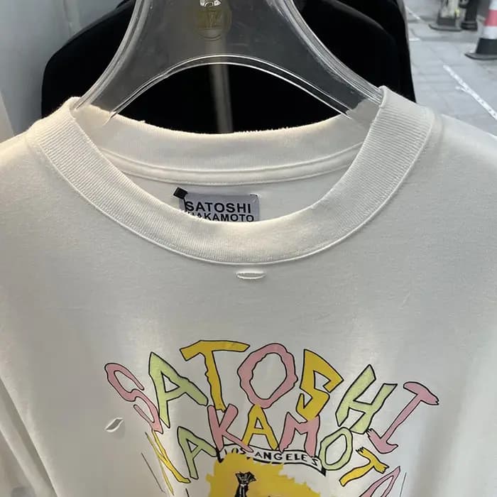 T-shirt Streetwear Blanc Satoshi Nakamoto à Manches Courtes Homme Femme Nouvelle Mode Décontractée Effet Usé et Déchiré Printemps-Été
