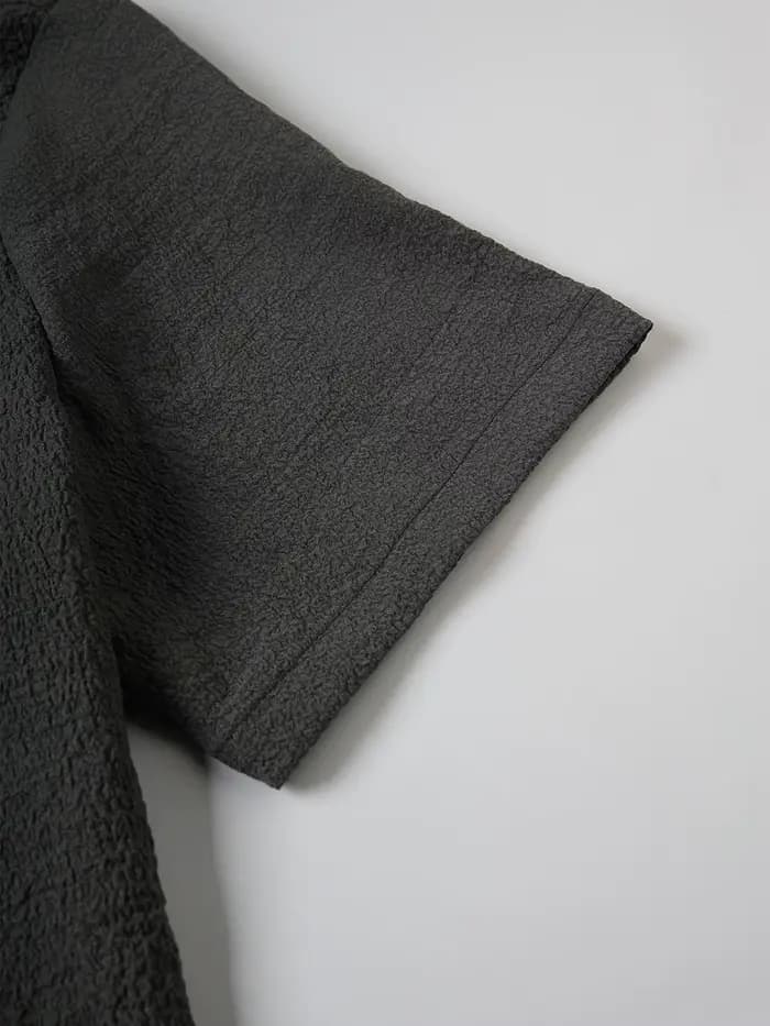 Chemise à col cubain texturée pour homme