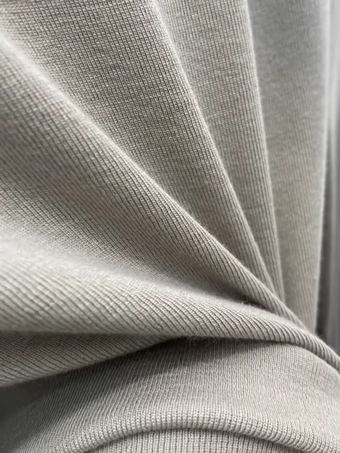T-shirt blanc basique en pur coton de haute qualité pour femmes
