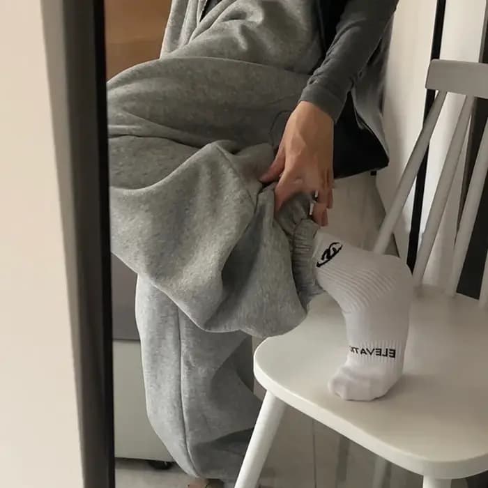 Pantalon de survêtement gris surdimensionné pour femmes