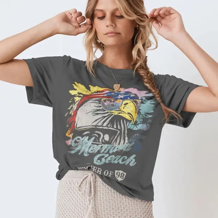T-shirt manches courtes col rond femme, estival et décontracté, super chic, eagle island biker bio,