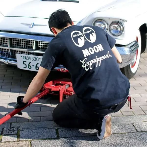T-shirt en coton avec logo Moon Modified Car Motorcycle Brands