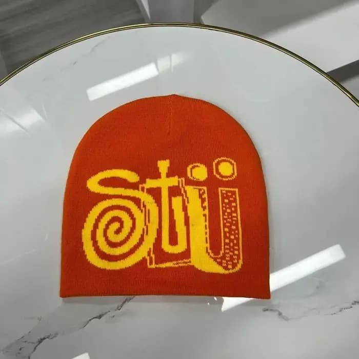 Chapeau de montagne, bonnet en tricot avec impression de lettres