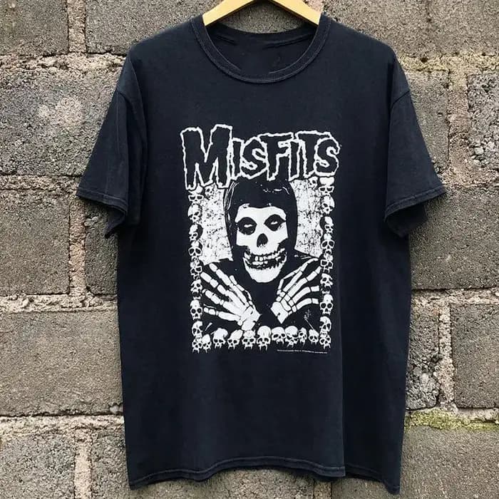 The Misfits A Non-conforming Band Electronic Rock Trend Vintage Street Style Hommes et femmes. T-shirt rétro en coton à manches courtes.