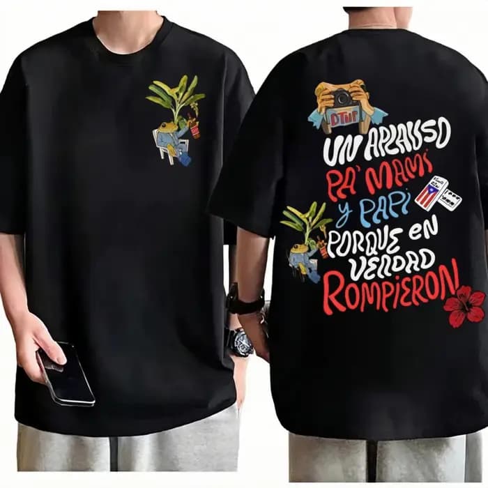 T-shirt Bad Bunny World Tour 'Debi Tirar Mas Fotos DTMF'