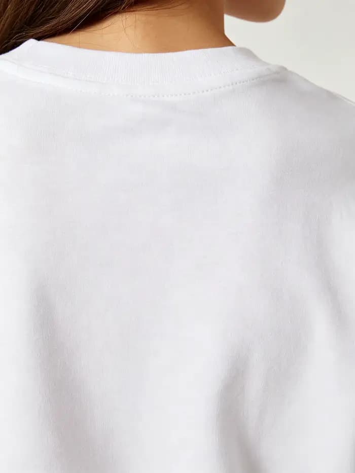 Nouveauté : T-shirts minimalistes pour femmes avec motif graphique MANGO