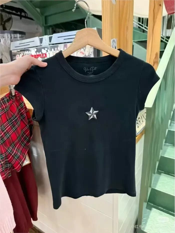 T-shirts brodés à motif aile arrière pour femme