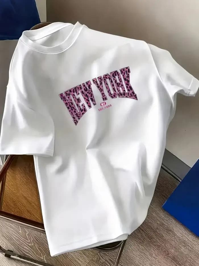 T-shirt à imprimé léopard de la ville de New York