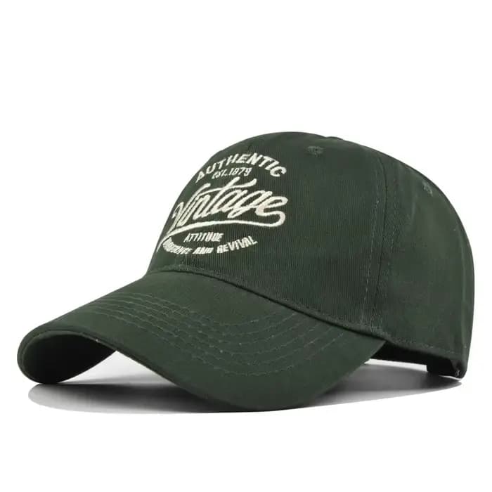 Casquette de baseball avec lettres brodées vintage