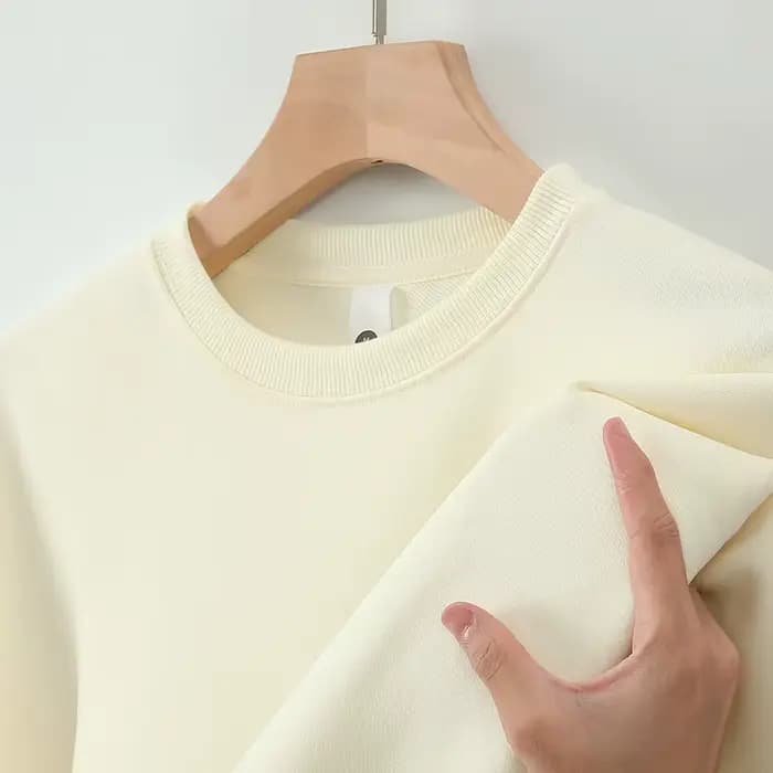 Sweat à capuche à col rond à la mode avec logo imprimé personnalisé