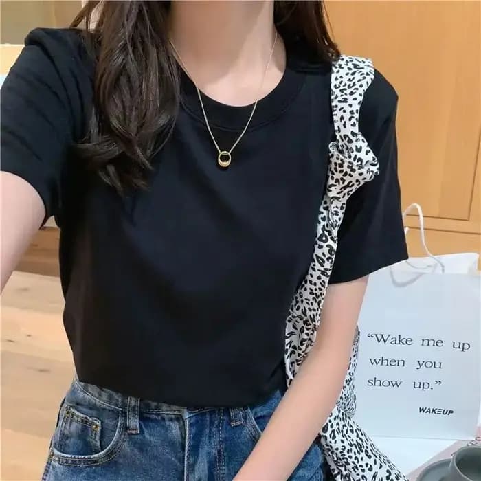 Solide femmes à manches courtes t-shirt coton col rond ample noir blanc basique mince hauts mode Harajuku décontracté vêtements chauds T-Shirts