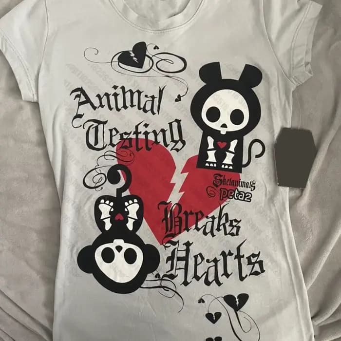 T-shirt graphique gothique japonais pour femmes