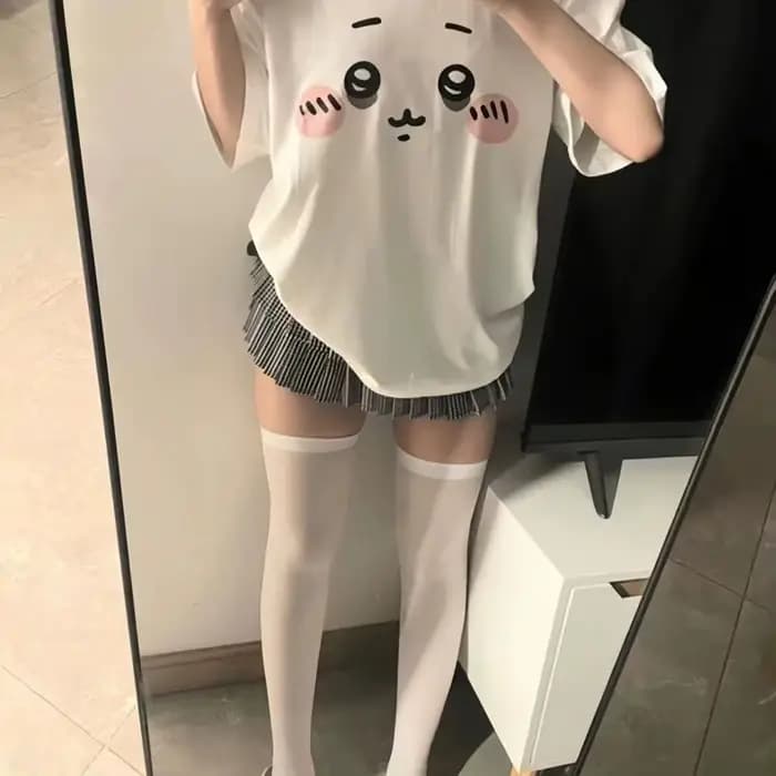 Japonais blanc doux T-shirt Kawaii dessin animé Expression impression