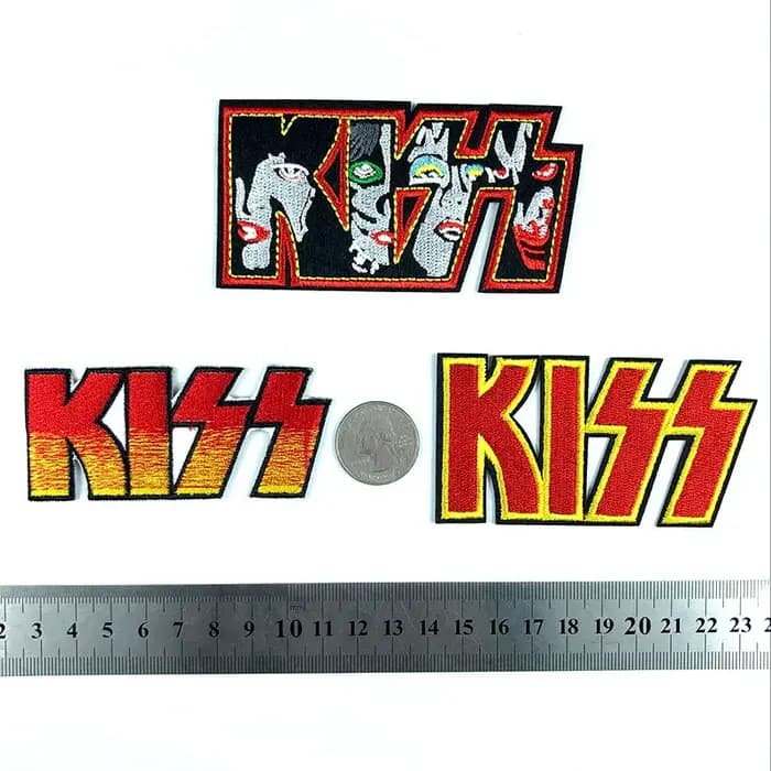 KISS anglais tissu autocollant coloré visage flamme baiser Hip Hop Style créatif bricolage adhésif dos tache patchs pour vêtements fierté