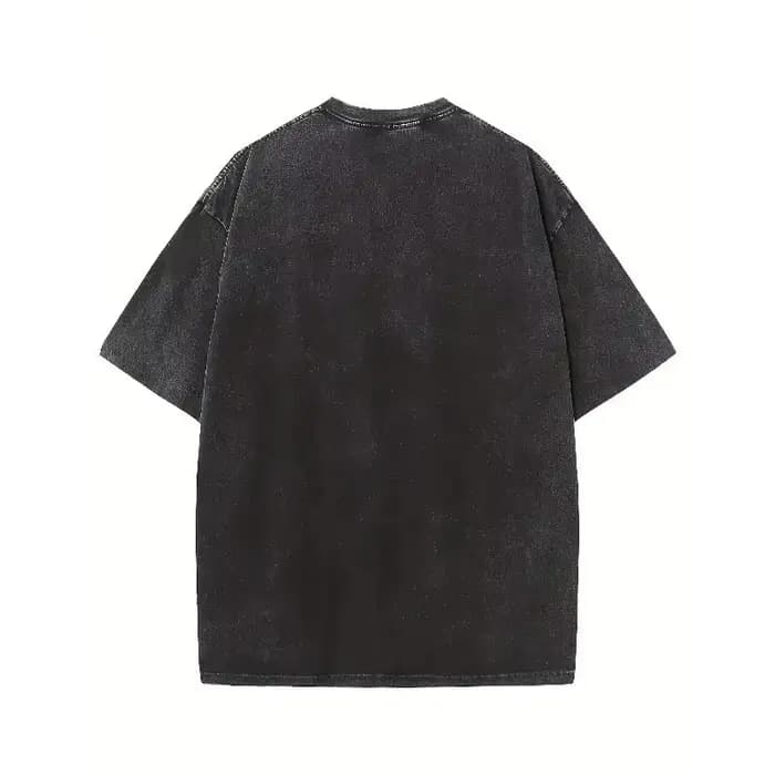 T-shirt noir oversize unisexe en coton délavé style vintage avec motif Jojo